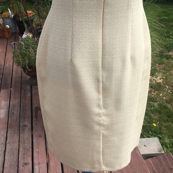 Spring/Summer Go-To Dress - Picture 4 of 4